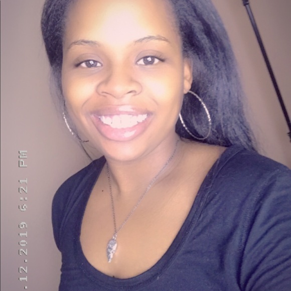 Meet your Posher, Shannon - Picture 8 of 8